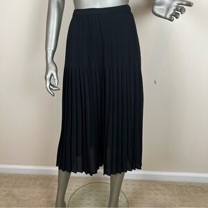 Vince 2 Pleated Sheer A-Line Midi Skirt. Lined, Slit in Front Dressy Sexy Party